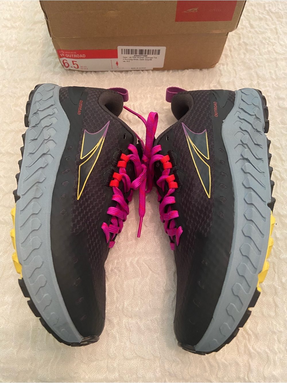 NIB ALTRA WOMENS OUTROAD RUNNING SNEAKERS SIZE 6.5 - Picture 7 of 8